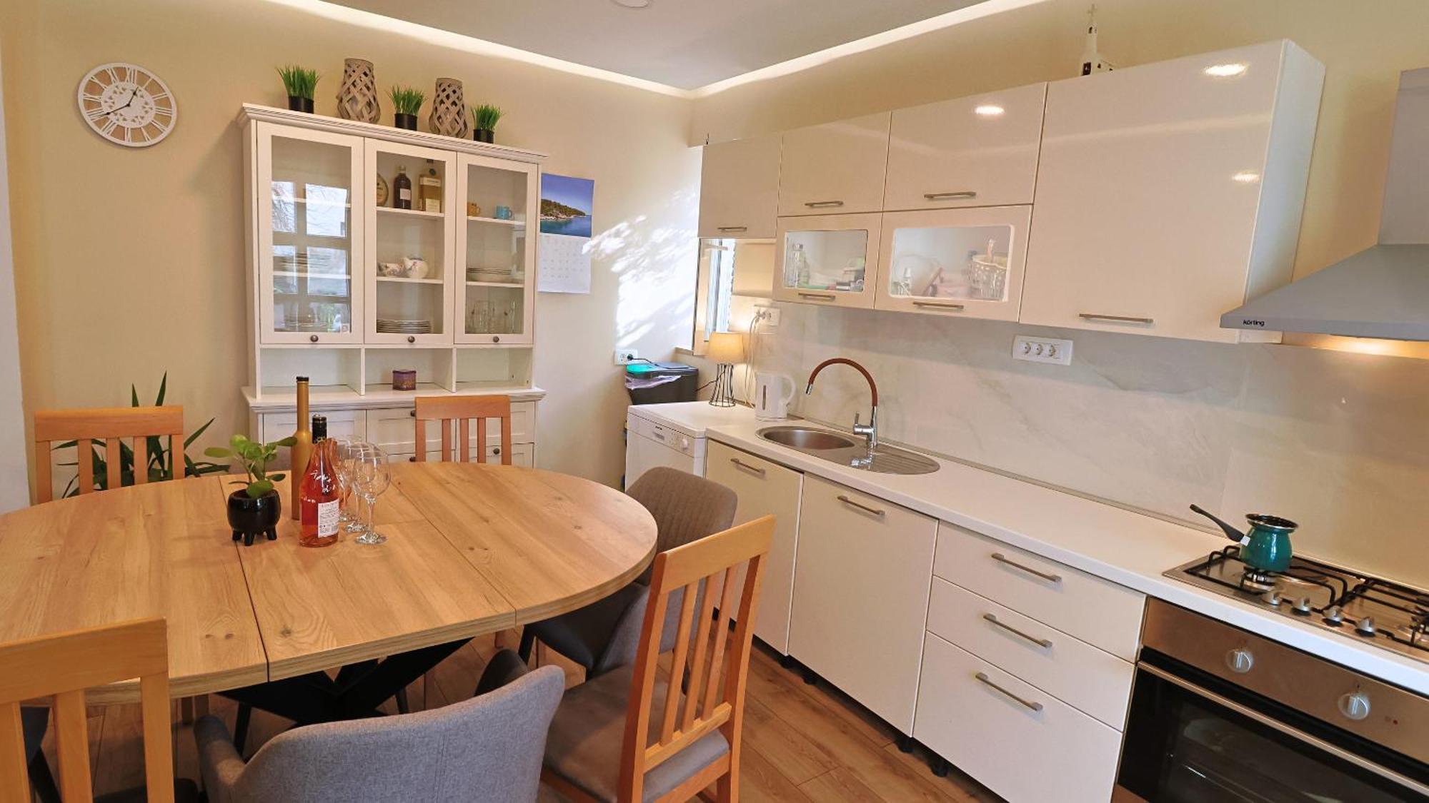 Central Single House With Parking-Top Location! Новаля Екстер'єр фото